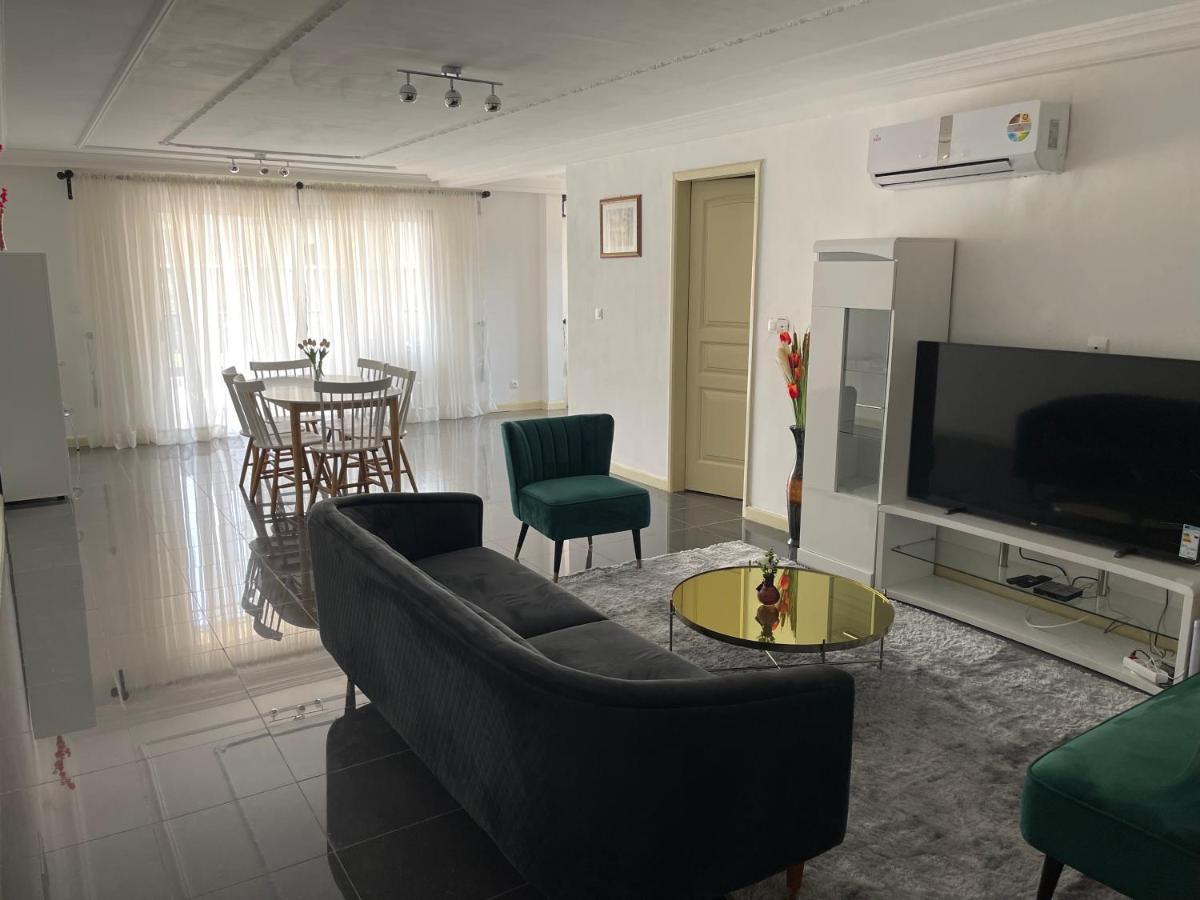 Domaine Des Maldives Apartment Yaounde Ngoại thất bức ảnh